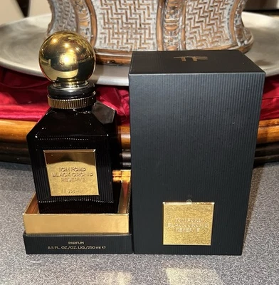 BOTELLAS RESERVA ORQUÍDEA NEGRA TOM FORD “VACÍAS”. 250 ml 8,5 oz CON CAJA Foto 1 de 4