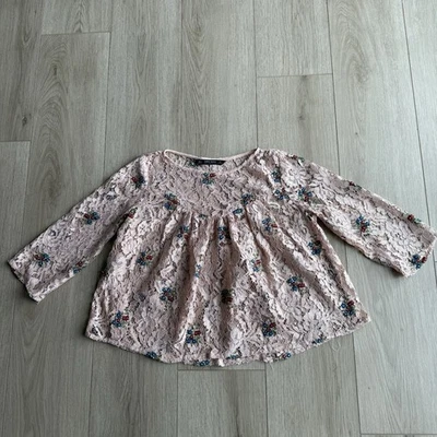Colección Zara Mujer Bebé Muñeca Rosa/Melocotón Encaje Top Bordado Flores Pequeño Foto 1 de 4