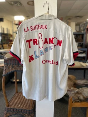 Vtg 50s Sz. M Men's Chain-Stitch Bowling Shirt. Bowlrite. Cleveland, OH History - Image 1 of 4
