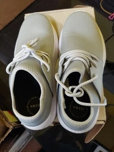 Vessi W08 everyday sneaker new mist grey shevmgwo8 in box. Preowned - Picture 1 of 5