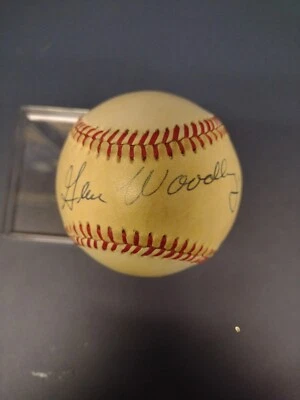 Béisbol oficial autografiado por Gene Woodling de la Liga Americana Foto 1 de 3