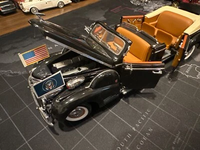 1938 CADILLAC V-16 PRESIDENTIAL LIMOUSINE 1:24 SCALE - Image 1 of 4