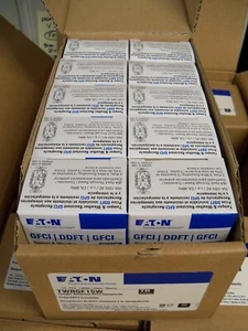 Box of 10 Eaton TWRGF15W Tamper / Weather Resistant GFCI 15 Amp Receptacle White - Picture 1 of 5