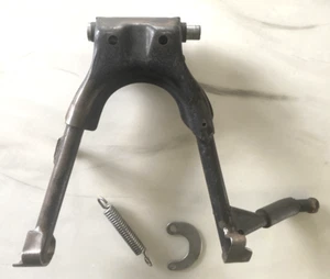 HONDA 82-83 CM450 KICKSTAND MAIN CENTER STAND ASSY OEM 50500-MC0-670 - Imagen 1 de 11