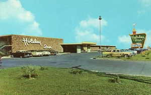Postal 8896: Holiday Inn Laredo, Texas - Imagen 1 de 2