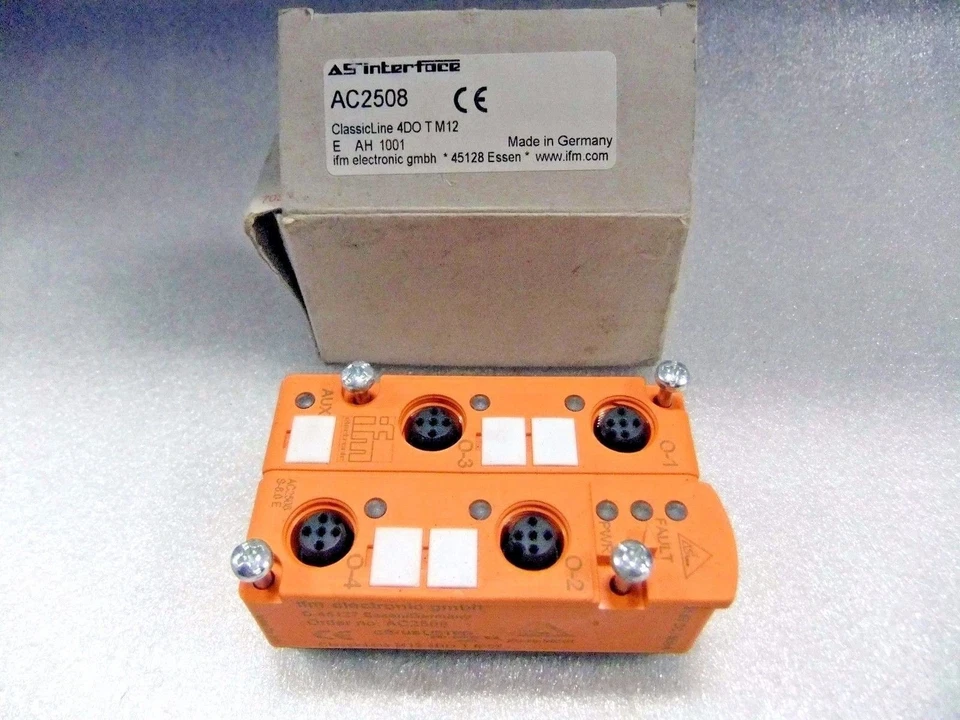 IFM Efector AC2508 ClassicLine 4DO T M12 PLC Digital Output Module - Image 1 of 3