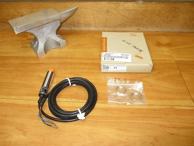 IFM Efector IG5398 *NEW* Proximity Sensor IGA3008-BPKG **USA SHIP** - Image 1 of 4