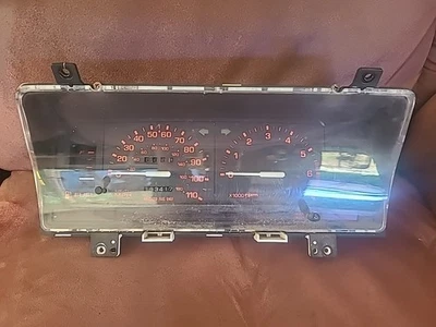 1986-1993 Mazda B2200 B2600i Pickup Truck Dash Gauge Cluster + Tachometer 193k - Image 1 of 4