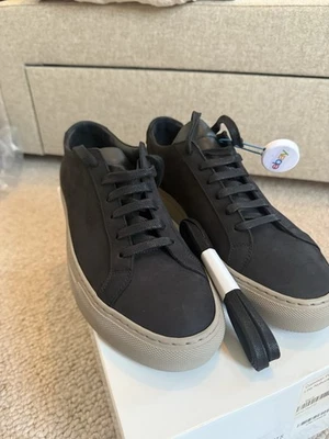 Common Projects 42 Nubuck Black Putty 2310 Men’s Low Achilles - Image 1 of 4