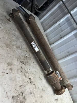 1996-2005 Chevy S10 GMC Blazer Jimmy Sonoma S15 4.3L V6 2 Door Drive Shaft Oem - Image 1 of 4