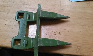BU 221 SICKLE GUARD FOR JOHN DEERE - Picture 1 of 5
