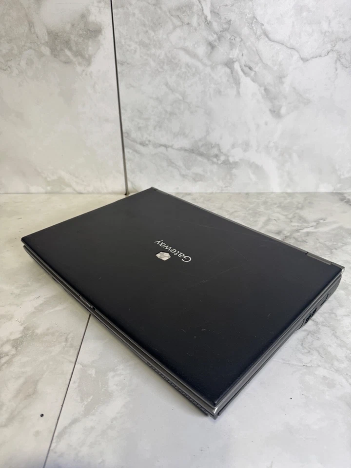 Notebook Gateway MT6821 15.4” • Intel Pentium • ATI Radeon • Vista - Immagine 1 di 4