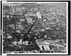 Photo:U.S.S. Akron,dirigible,Capital Washington, D.C. 1931 - Picture 1 of 1