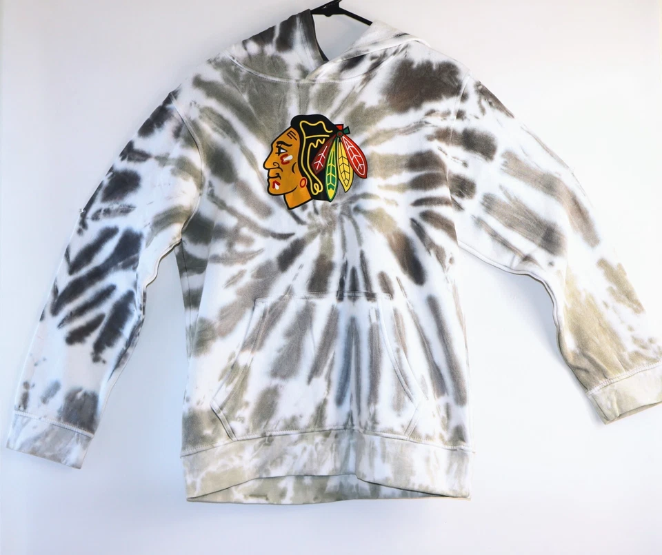 NHL Chicago Blackhawks Licensed Boys' Tie-Dye Logo Hooded Sweatshirt XL (16/18)
