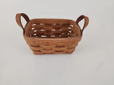 Longaberger Brown Hand Woven Wooden Rectangular Shaped Basket With Handle 1993 - Image 1 of 4