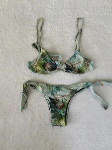 Traje de baño de bikini tropical Liquido M/L para mujer parte superior mediana parte inferior grande - Imagen 1 de 4