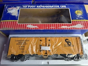 USA Trains R16516 Cheasapeake & Ohio Refrigerator Car New  - Picture 1 of 4