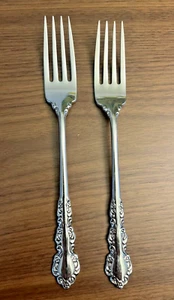 Oneida Heirloom Cube "SHELLEY" 2 pc Lot Dinner Forks Stainless Vintage - Picture 1 of 3