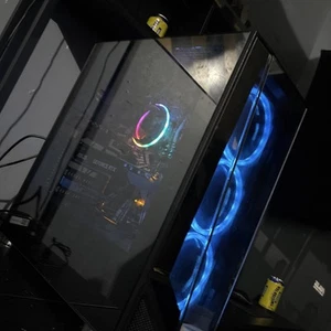 Gaming PC with a RTX 3050, Intel I5 9400F and 24 gigabytes of ddr4 memory - Picture 1 of 2