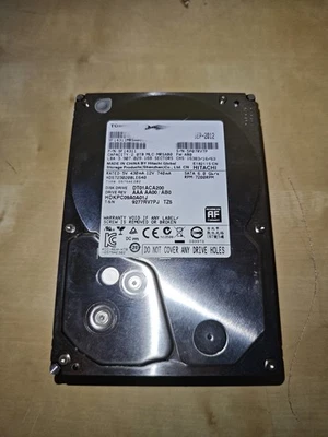 Festplatte Hitachi HDS723020BLE640 - 2TB - 2000GB SATA HDD - Bild 1 von 2