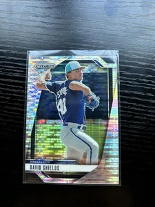 2025 Panini Prizm #270 David Shields /499 Pulsar RC Prospect Royals - Bild 1 von 2