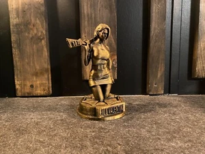 Resident Evil Jill Valentine Gold Statue 6inches Tall - Picture 1 of 7