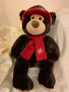 Hugfun International Oso de Peluche Marrón Bufanda Roja, Copo de Nieve y Sombrero a Cuadros - Imagen 1 de 11