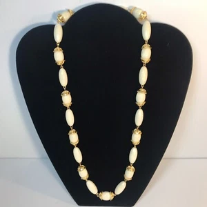 TRIFARI Necklace Large Pearlescent Beads Gold Tone 24” Vintage - Picture 1 of 10