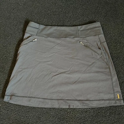 Lucy Activewear Falda Elástica Pull on Negra con Bolsillos con Cremallera Talla MEDIANA Foto 1 de 4