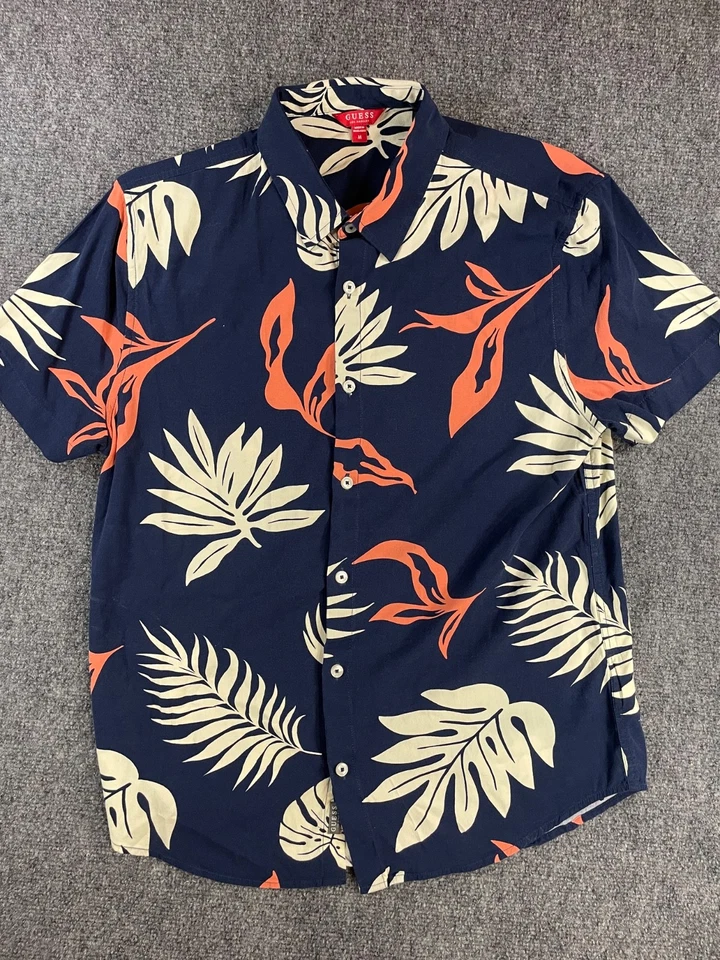 GUESS short sleeve button down shirt size MED - Image 1 of 4