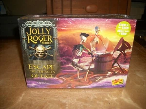 Lindberg Jolly Roger Series Escape the Tentacles of Fate 1:12 Model - NEW - Picture 1 of 6