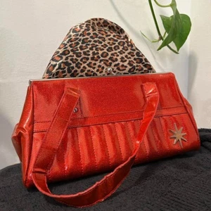 Red Glitter Sparkle Flake Lux De Ville Pin Up Clutch Purse. - Picture 1 of 8