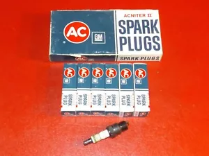 NOS GM 1975 Chevy Oldsmobile Pontiac Checker \ Delco 6 cyl spark plugs \ R46TX - Picture 1 of 12