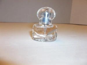 Estee Lauder Beautiful Magnolia Eau De Parfum Travel Size Spray .14oz/4ml #2 - Picture 1 of 3