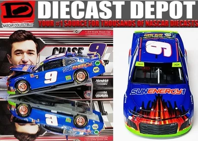 Chase Elliott 2018 Sun Energy Blue 1/24 Action Collector Series Foto 1 de 4