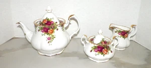 ROYAL ALBERT OLD COUNTRY ROSES TEAPOT CREAMER & SUGAR BOWL MADE IN ENGLAND - Picture 1 of 12