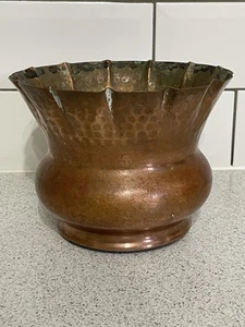 L LECELLIER VILLEDIEU FLUTED & HAMMERED FRENCH COPPER PLANTER PLANT POT CACHEPOT - Picture 1 of 8