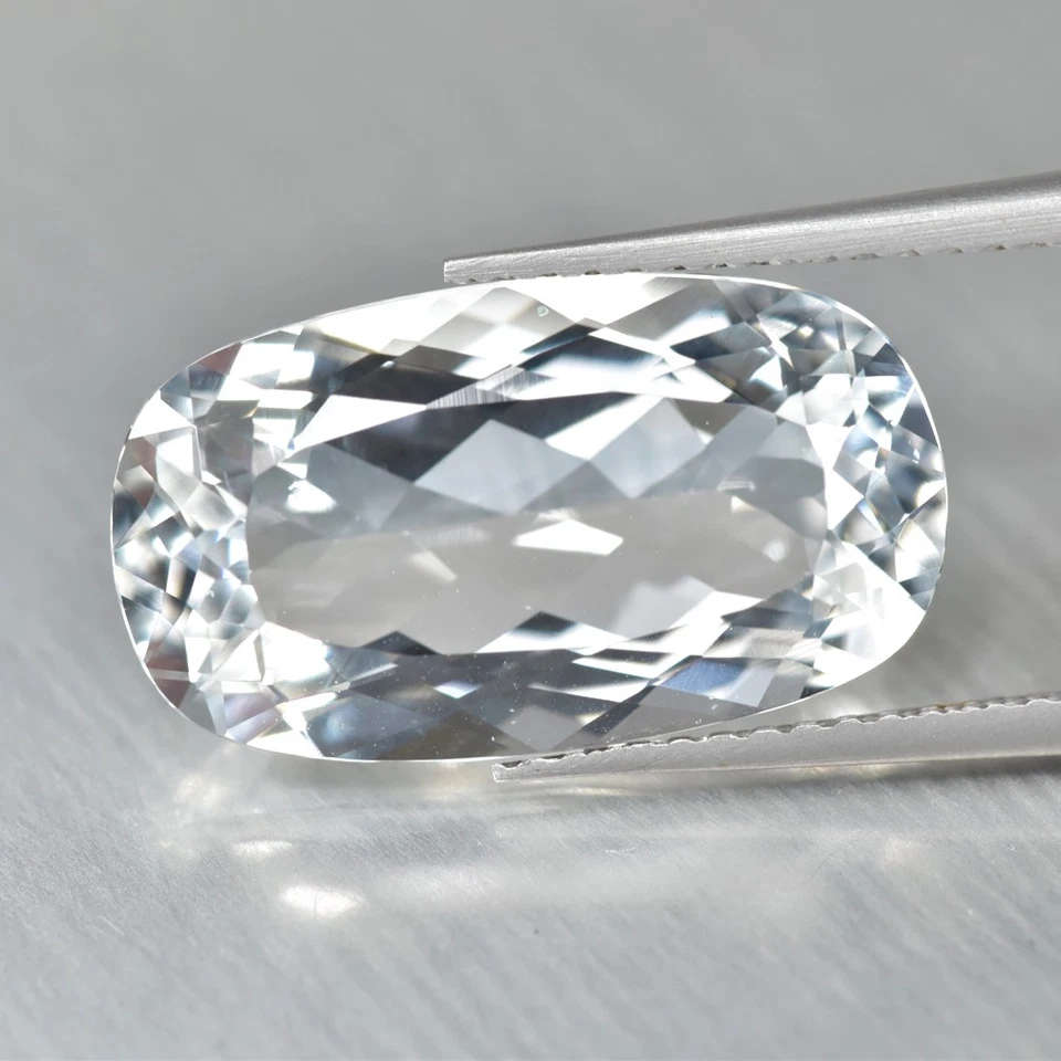 6.47CT Cushion_Amazing Brazilian Untreated Goshenite Beryl Gemstone - Image 1 of 1