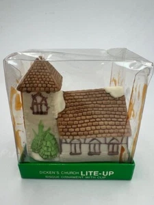 Dept 56 Dicken's Church Lite-Up Clip Ornamento #6521-8 NUOVO* - Foto 1 di 9