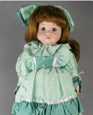 #43- 国家风格 15 英寸 PORCELAIN 娃娃 ♡ 棕色头发 蓝色眼睛 着色 眼睛  — 第 1/3 张图片