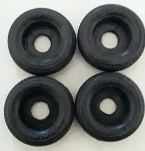 Goodyear Eagle GT Reifensatz (4) Monogram Kit #6964/#2007 Maßstab 1:32  - Bild 1 von 2