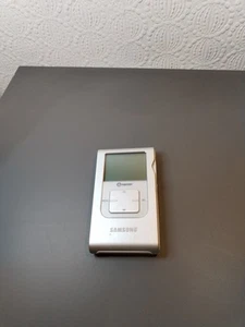 Untested Samsung YH-920 digital audio player mp3 napster parts vintage - Picture 1 of 8