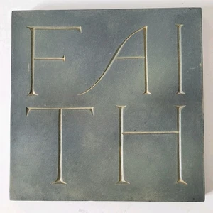 Wandrelief - GLAUBE - 2001 R Shipman Inc 'Step Stone: Weathered Lead' 24,5 cm qm - Bild 1 von 11