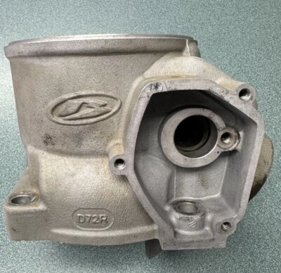 Jarra cilíndrica Beta 300RR 2017-18 Foto 1 de 4