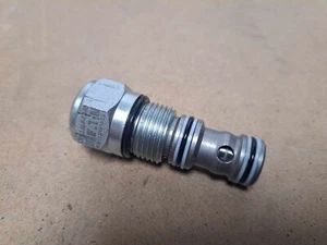 Eaton Vickers Cartridge Valve Part No. DPS2-10-P-F-0-80 - Picture 1 of 6
