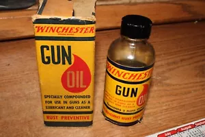 VINTAGE WINCHESTER GLASS GUN OIL BOTTLE GREAT LABEL NICE CONDITION - Picture 1 of 12