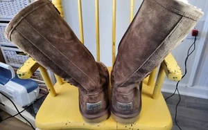 UGG Avondale brown Leather Studded Silver Gold Zip up lined Womens Sz 8 - Picture 1 of 10