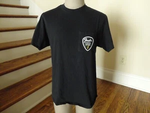 Camiseta Negra Fender Guitarra Eléctrica Pick Pocket Algodón Adulto L Muy Bonita - Imagen 1 de 7