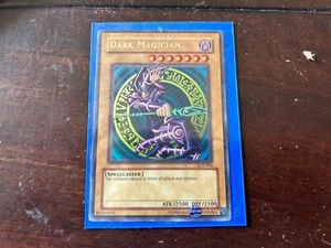 Yugioh: Dark Magician - SDY-006 - Starter Deck: Yugi - NM/MINT - Picture 1 of 6