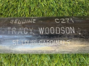 ST. LOUIS CARDINALS TRACY WOODSON SELTENER GEBRAUCHTER BASEBALLSCHLÄGER IM SPIEL - Bild 1 von 2